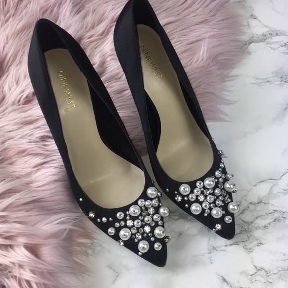 Nine West Shoes - NEW Nine West Taylin black pointed toe pearl heels